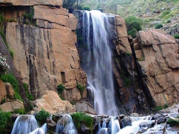 آبشار-گنجنامه-تصویر