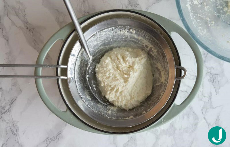طرز تهیه پنیر موزارلا